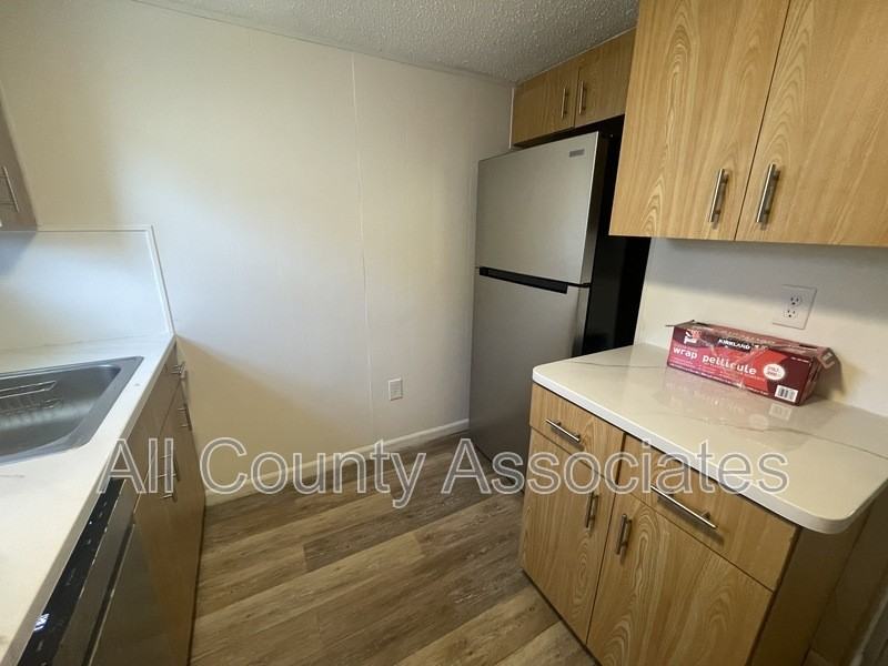 4198 30th St N #A - Photo 3 of 19