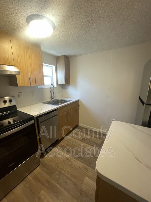 4198 30th St N #A - Photo 5 of 19