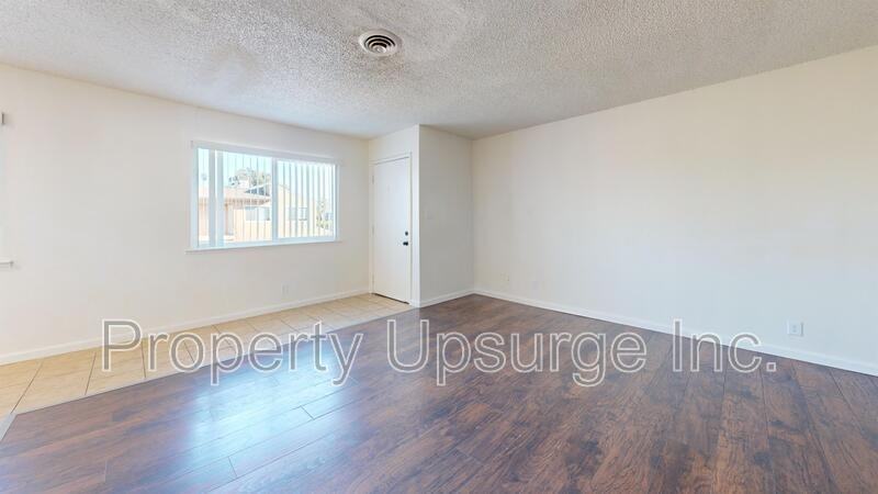 1340 Hobart Dr - Photo 7 of 20