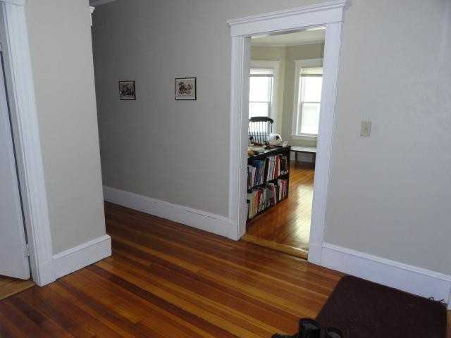 104 Heath St #3 - Photo 4 of 8