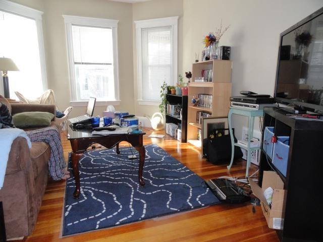 104 Heath St #3 - Photo 5 of 8