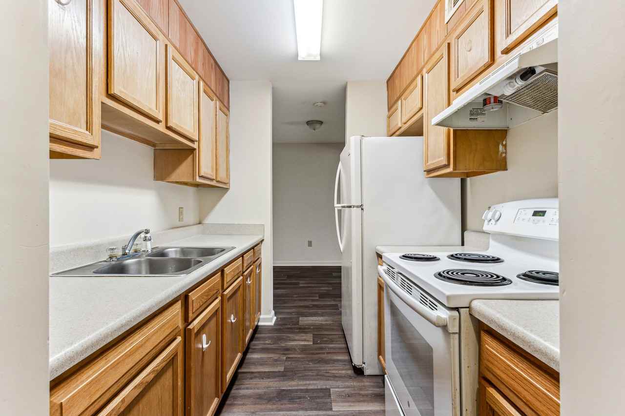 Dove Pointe - Photo 5 of 61