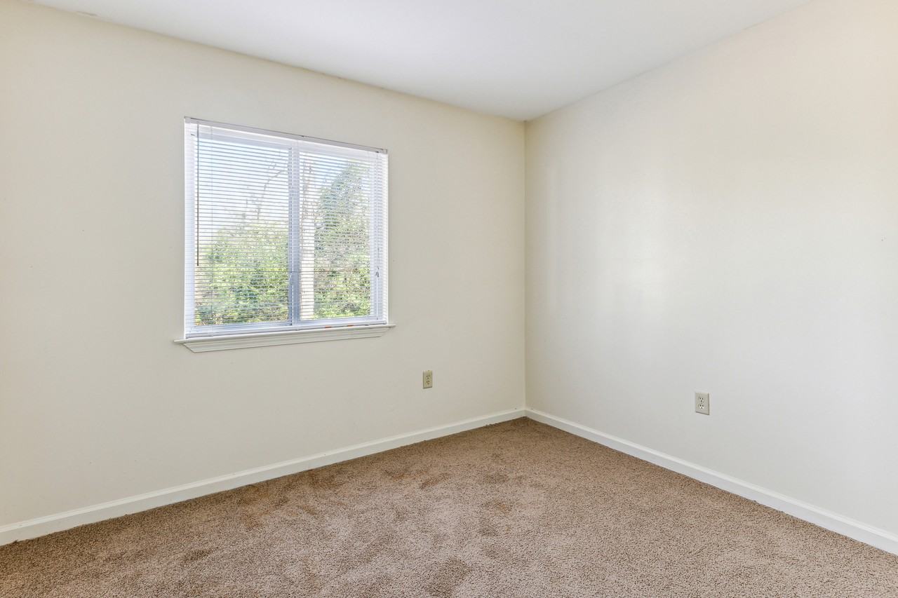 Dove Pointe - Photo 7 of 61