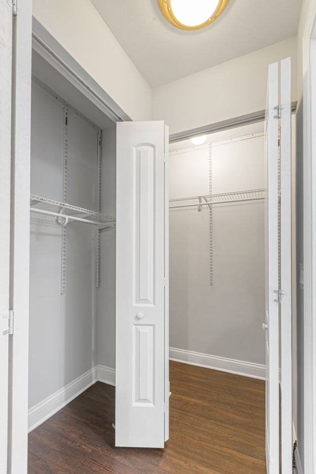 5534 N Kenmore Avenue - Photo 5 of 11