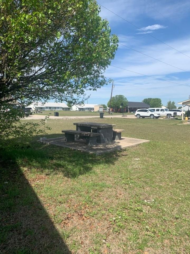 317 S Blue Jay Ct - Photo 4 of 8