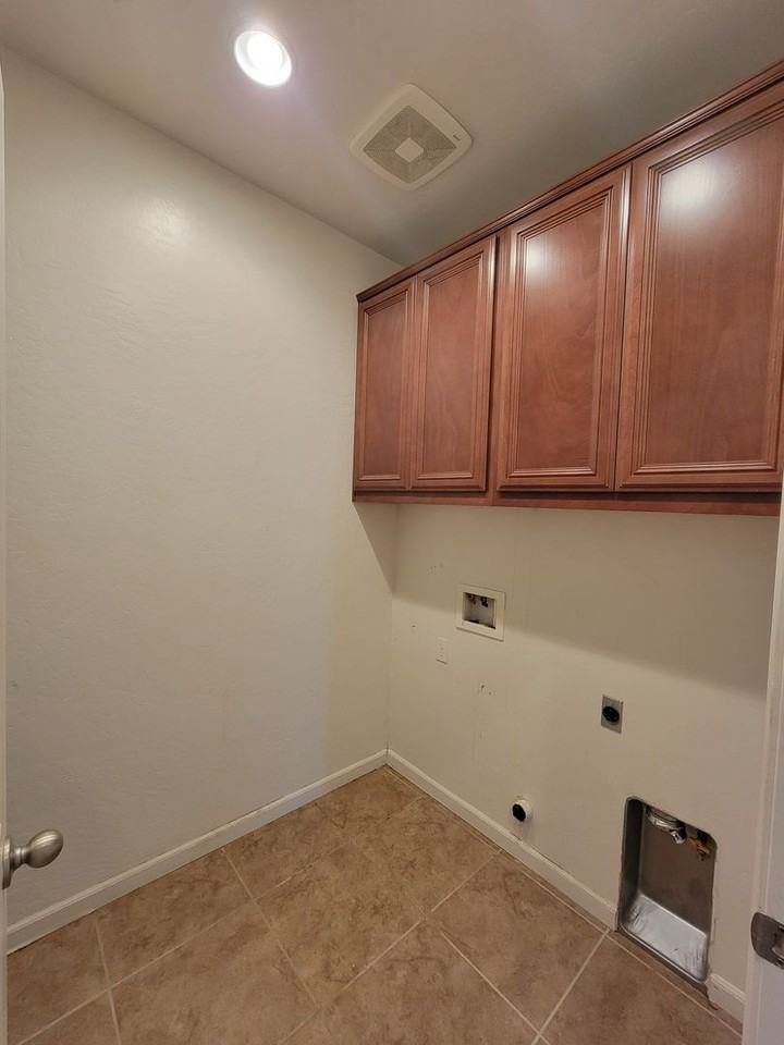 3836 E Laura Ave - Photo 3 of 13