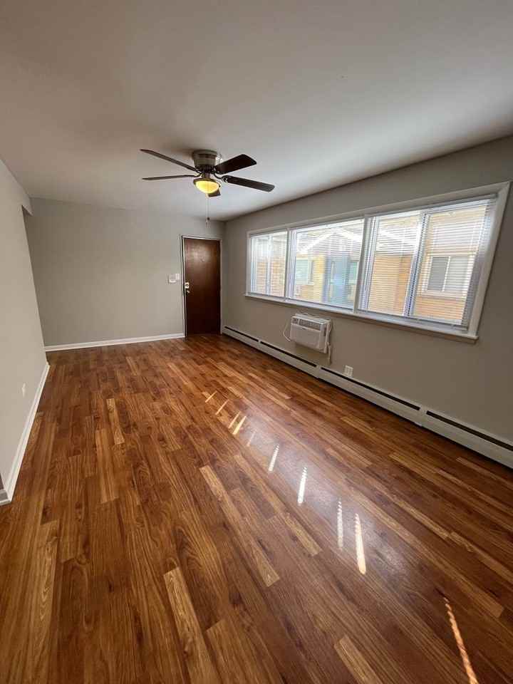 Waller Building EH 21 N Waller Ave, Chicago, IL 60644 Apartment