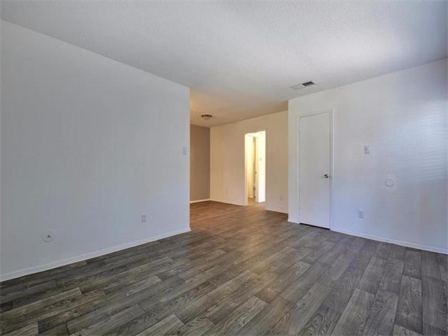 5009 Copperbend Blvd #A - Photo 2 of 8
