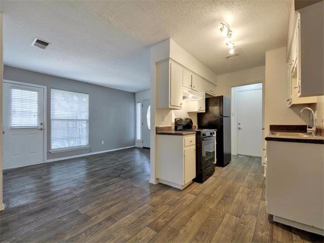 5009 Copperbend Blvd #A - Photo 7 of 8