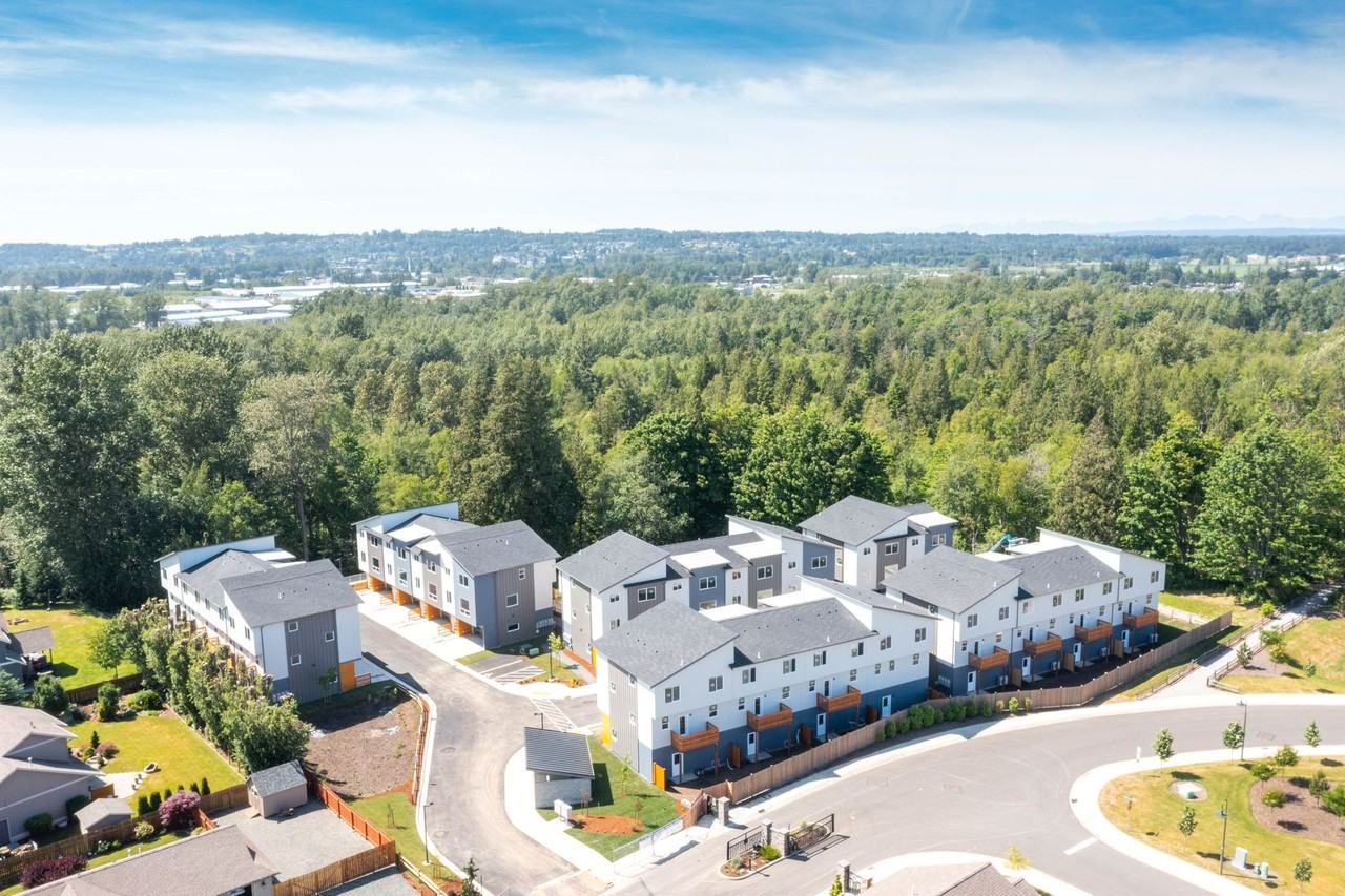 Sorrell Townhomes - Photo 4 of 42