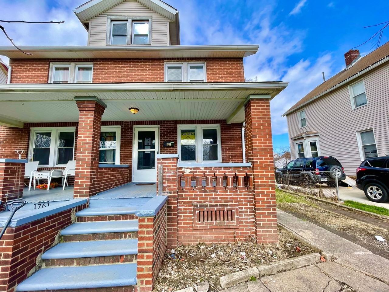 Image showcasing 1761 - 1763 E 32nd St Apartments - Lorain OH | Zumper