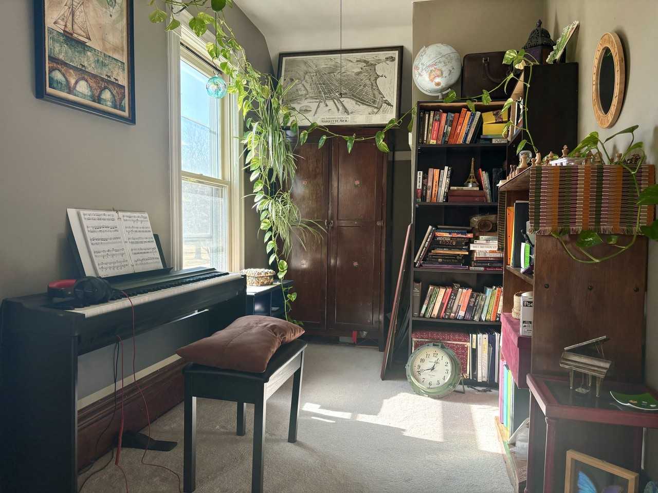 510 W Lakeside St #2 - Photo 5 of 17