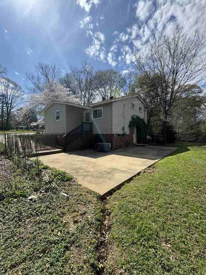 501 Kenlough Dr #NA - Photo 2 of 20