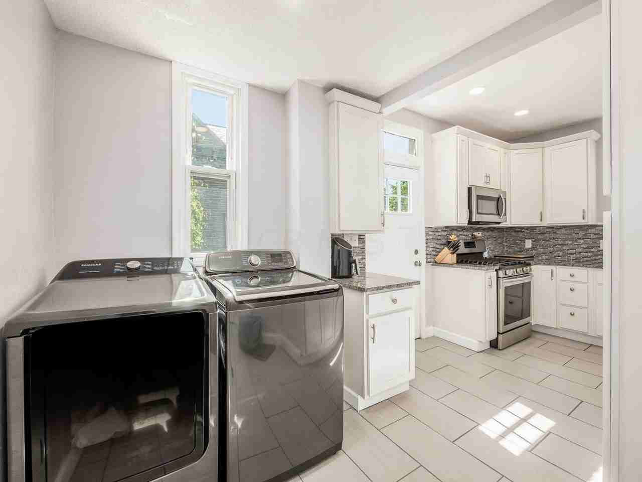 214 N 17th St #1 - Photo 7 of 11