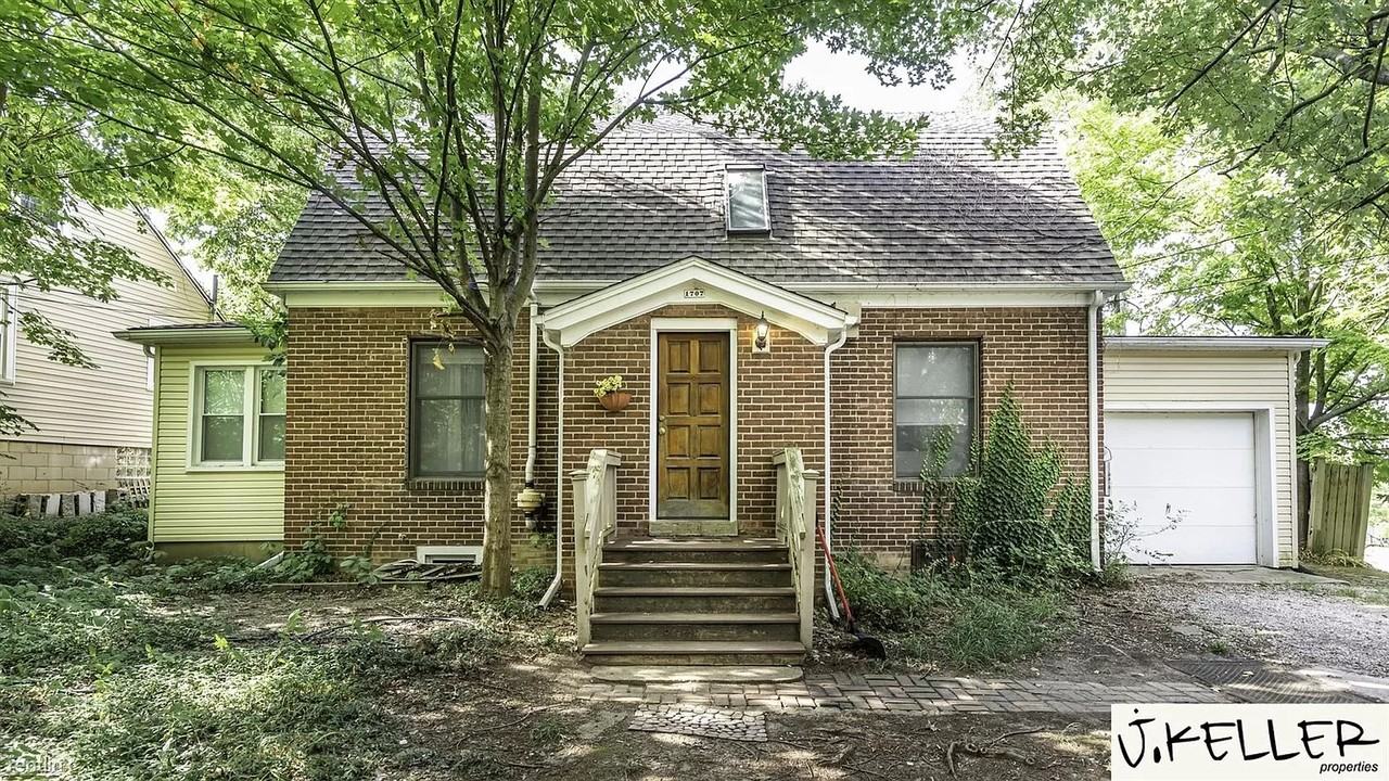 1707 Broadway Street #1