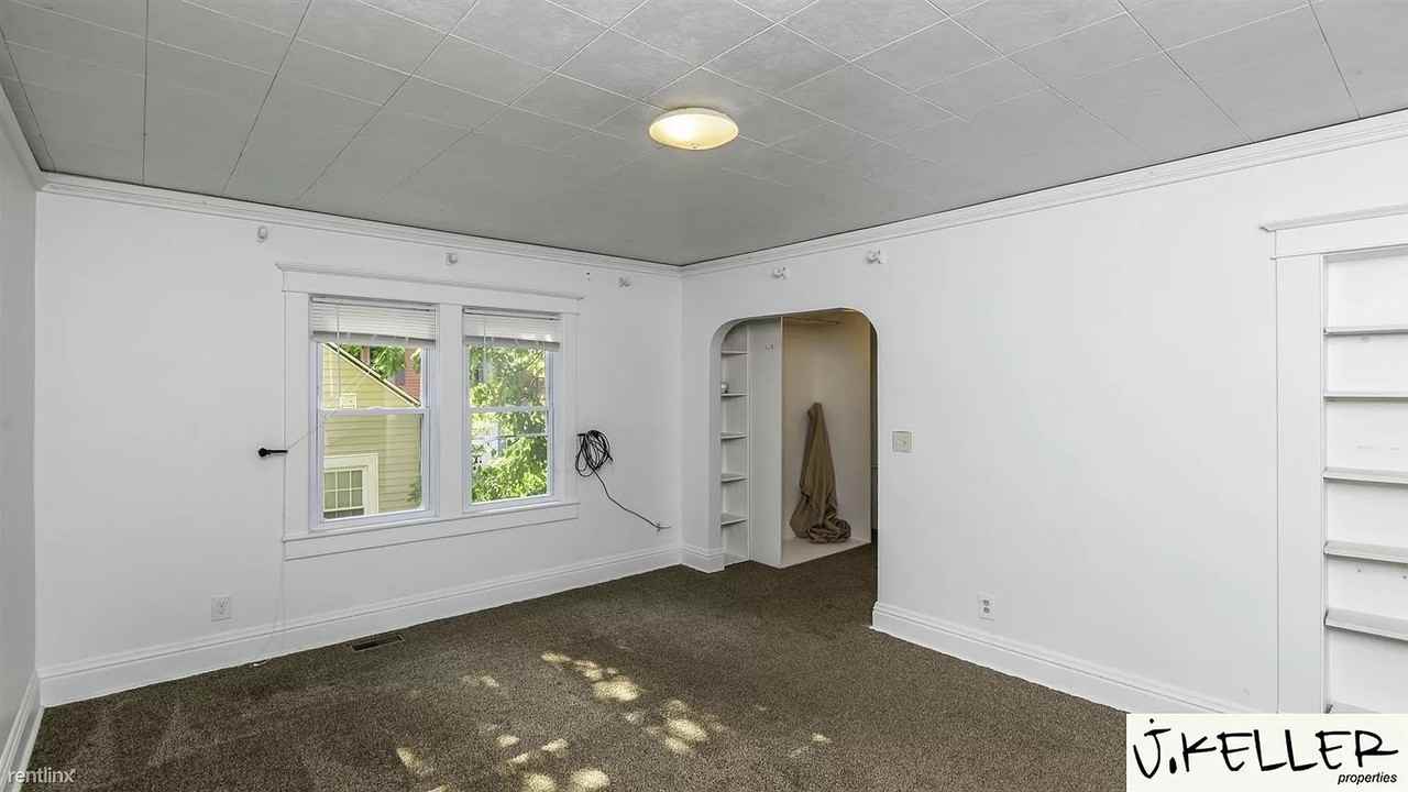 1707 Broadway St #1 - Photo 7 of 27