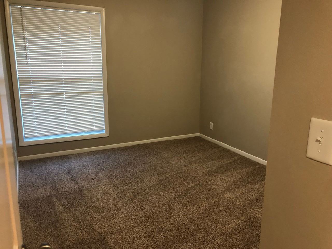 Quail Creek Apts. - Photo 6 of 50