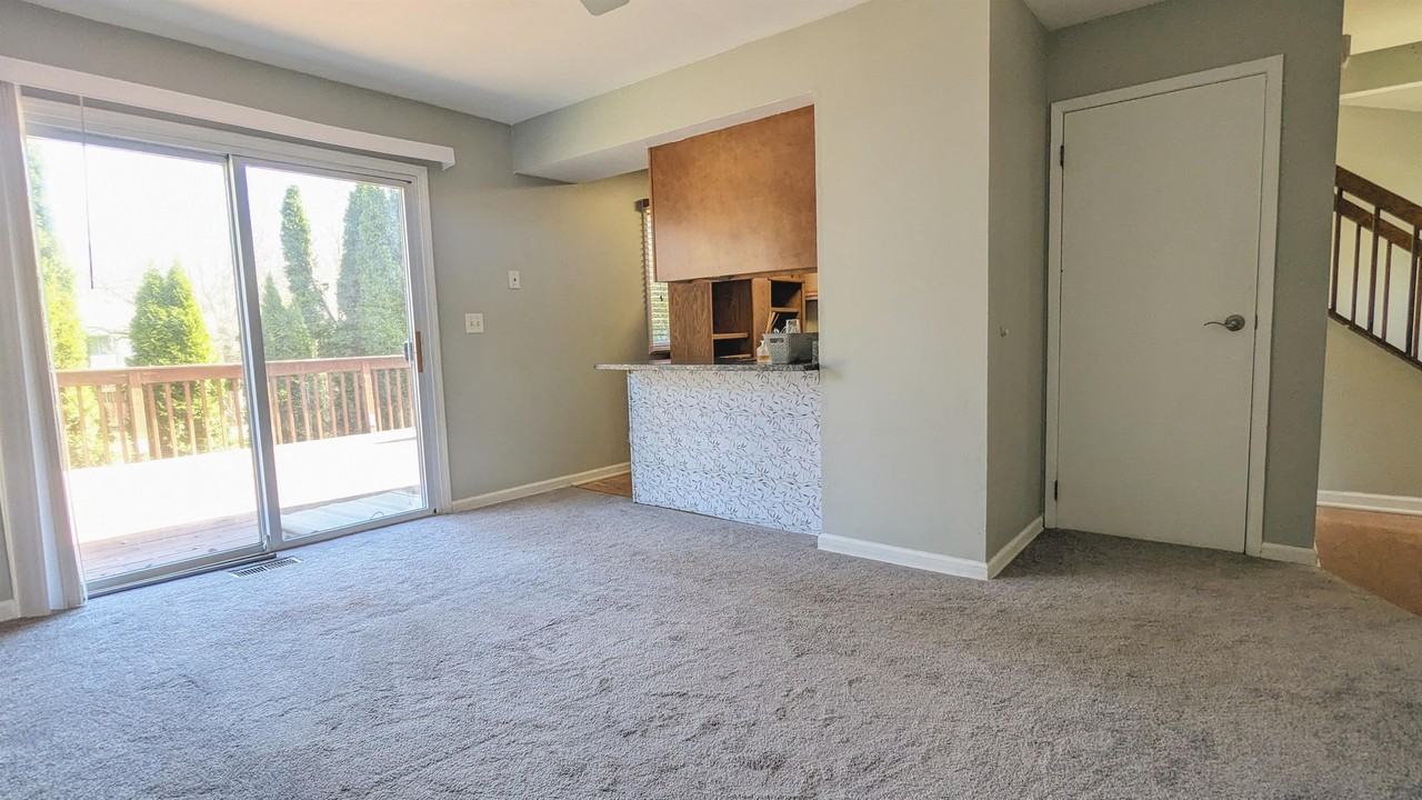 1401 Knoll Dr #1 - Photo 7 of 15