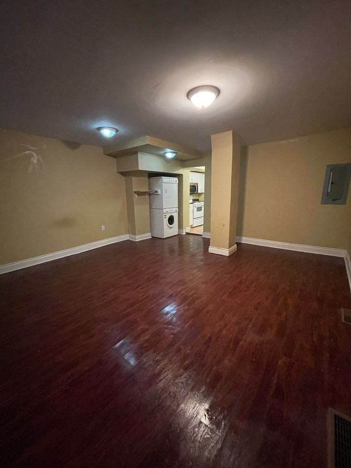 260/262 Gerrish St #260 - Photo 2 of 10