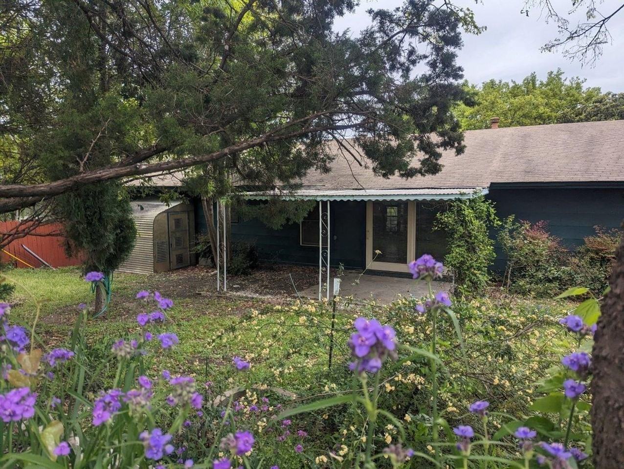 605 Kentshire Cir - Photo 4 of 42