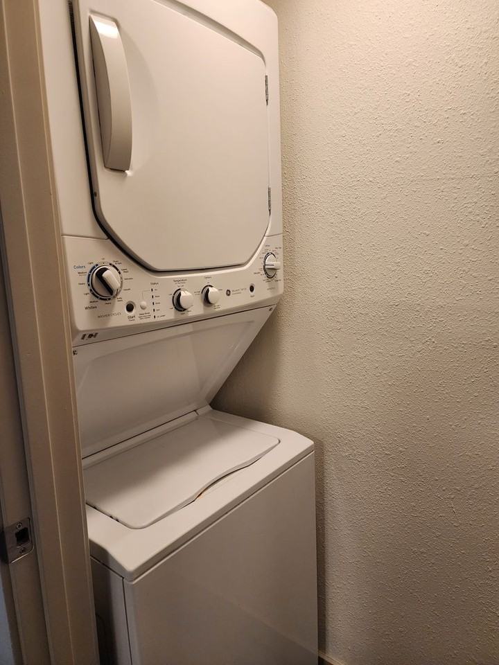 Highland Lofts Apartments - Photo 6 of 47