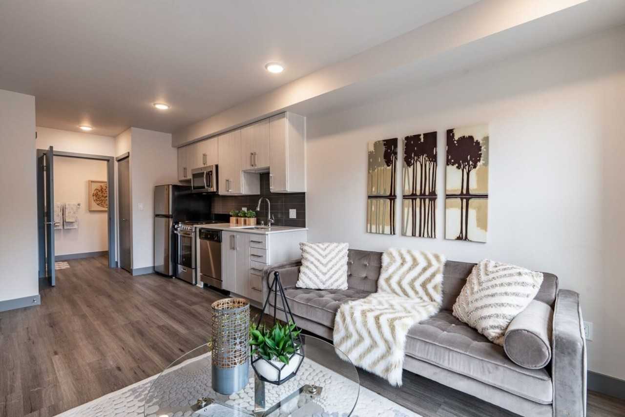 The Grove Ballard - Photo 4 of 33