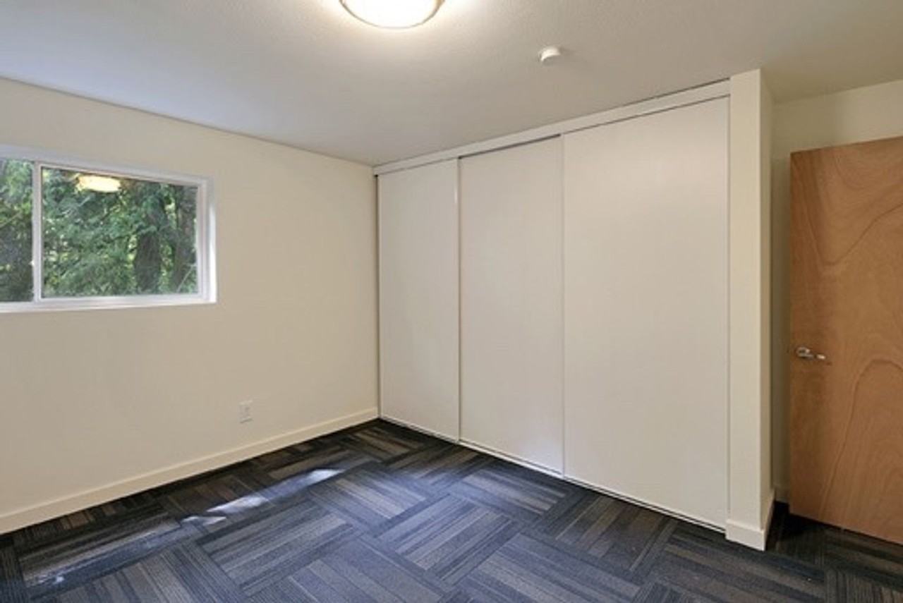 The ANNA Apartments - Photo 4 of 13