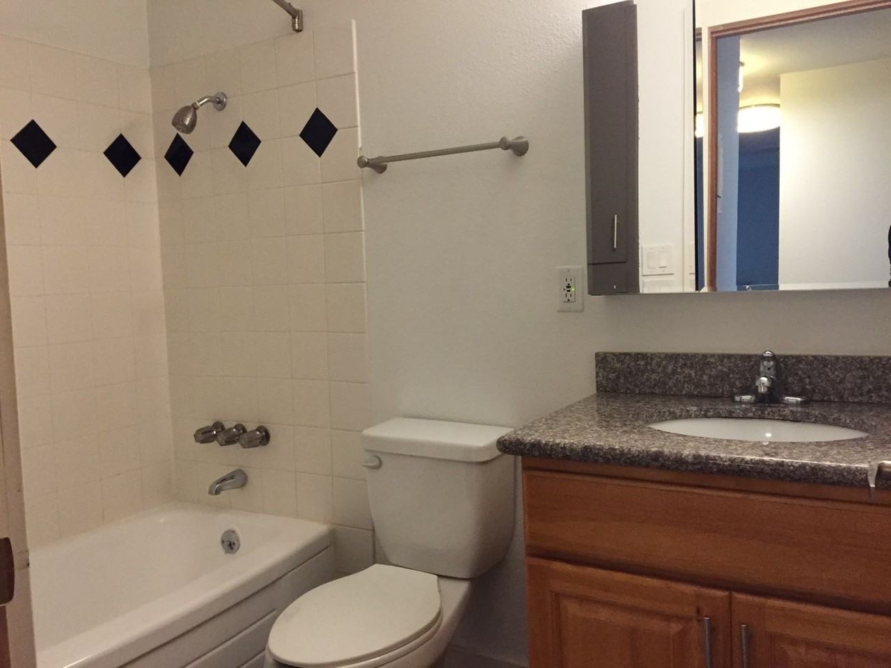 The ANNA Apartments - Photo 7 of 13
