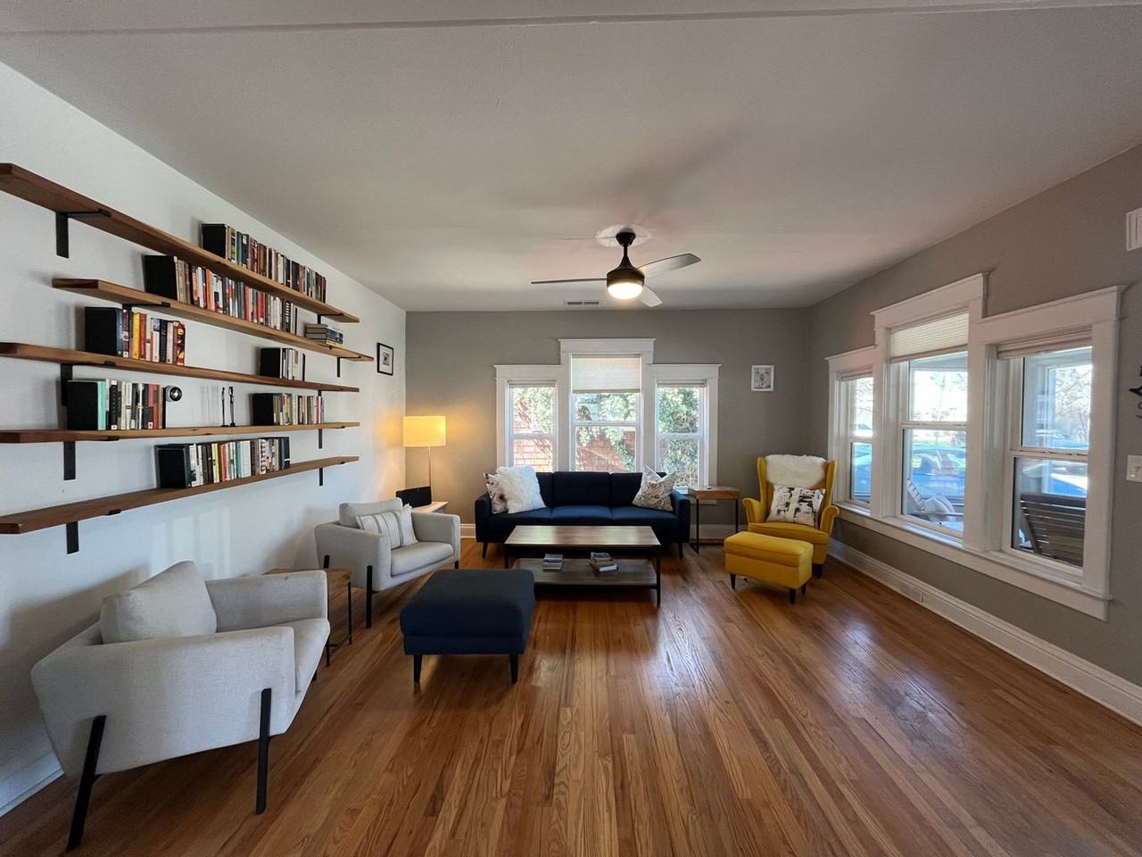 710 Roma Ave Nw - Photo 4 of 23