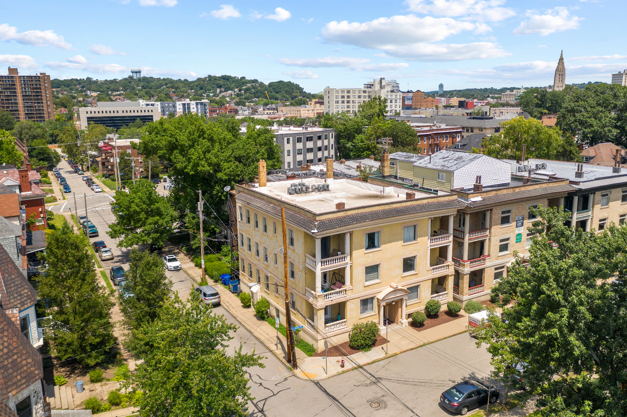 5729 Holden Street - Photo 5 of 5