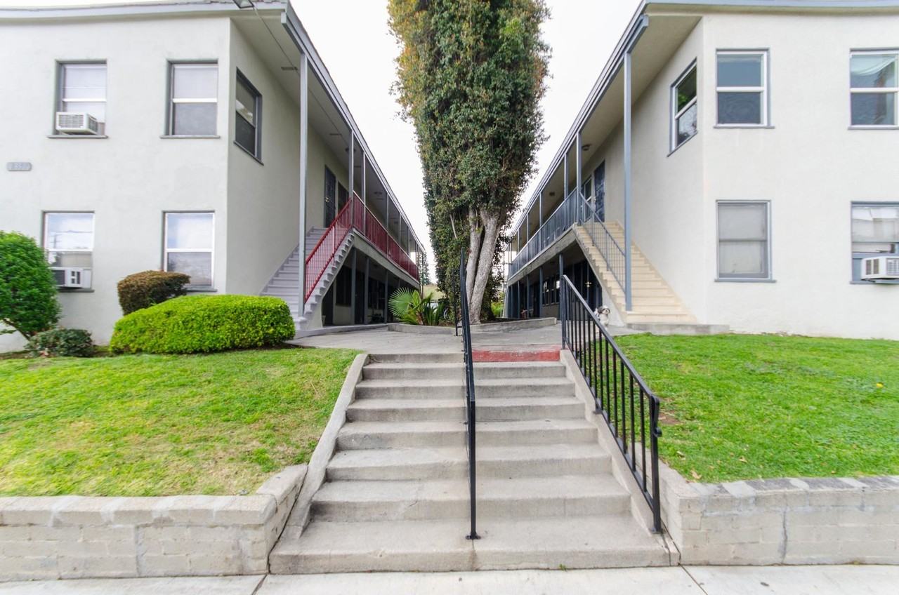 Cochran - Photo 2 of 10