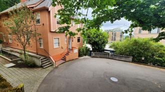 carCa01 - Photo 1 of 1