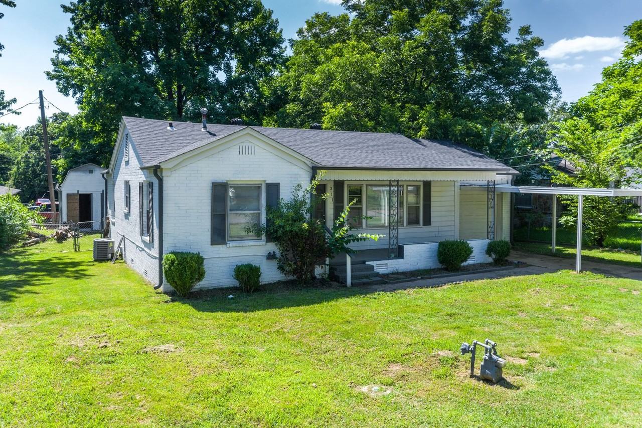 311 N 41st St - Photo 3 of 18