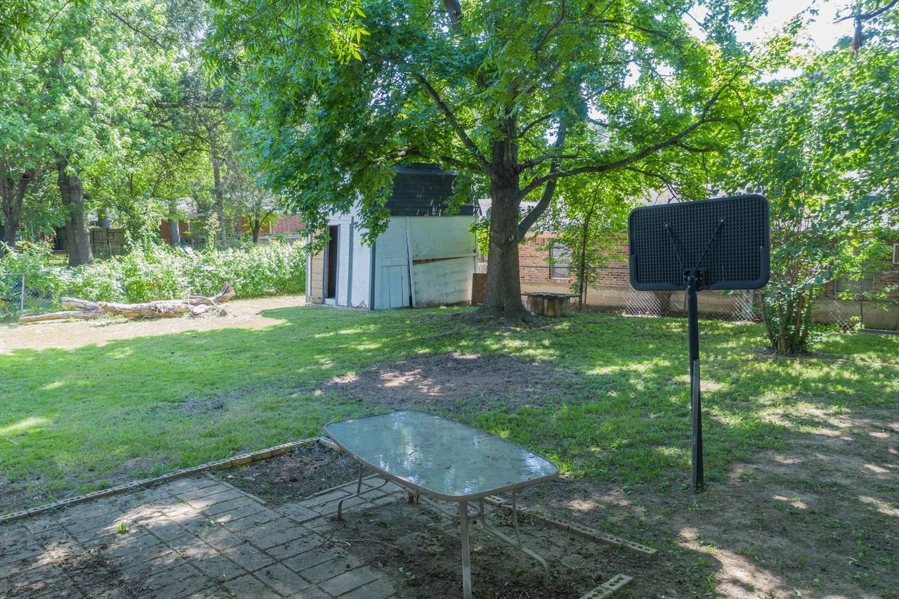 311 N 41st St - Photo 6 of 18