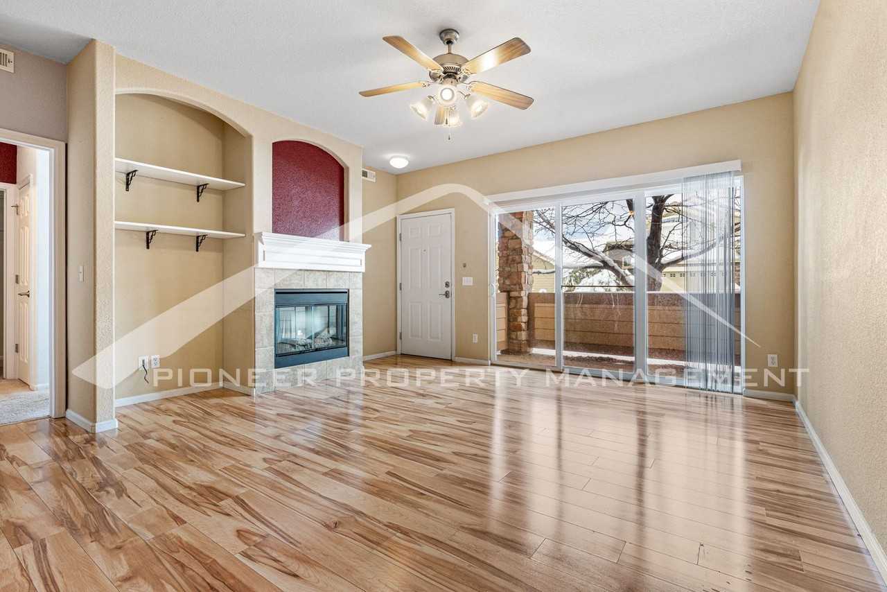 22960 E Roxbury Dr #A - Photo 4 of 18