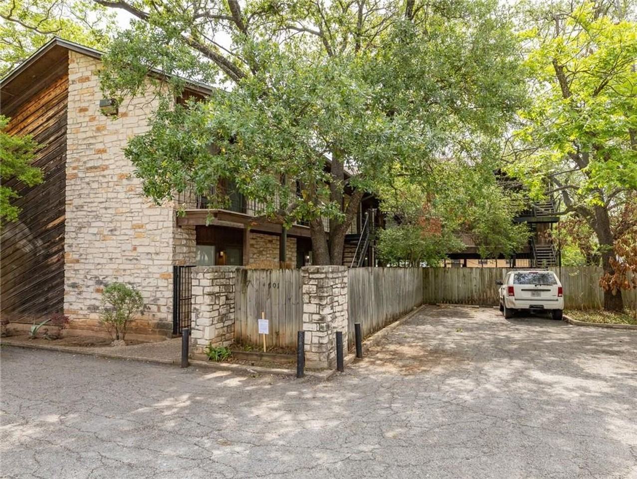 4701 Red River St #304