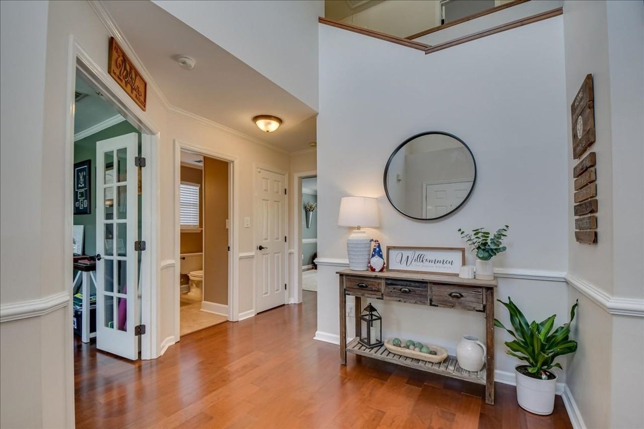 1156 Parkside Trl - Photo 5 of 46