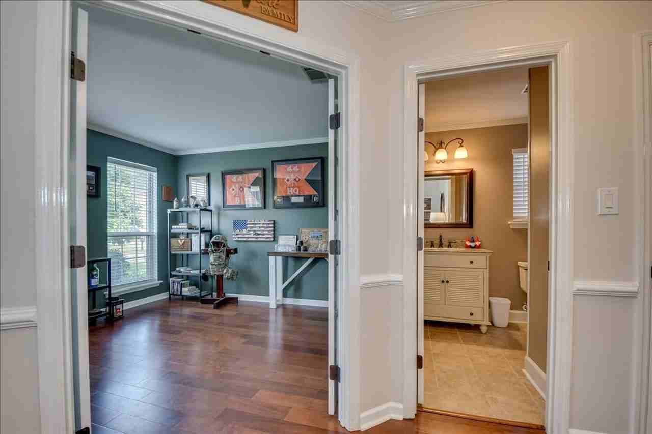 1156 Parkside Trl - Photo 7 of 46