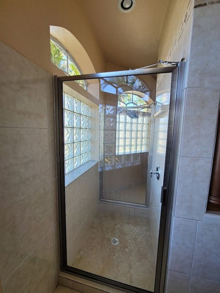 3323 Sw 27th Pl - Photo 2 of 25