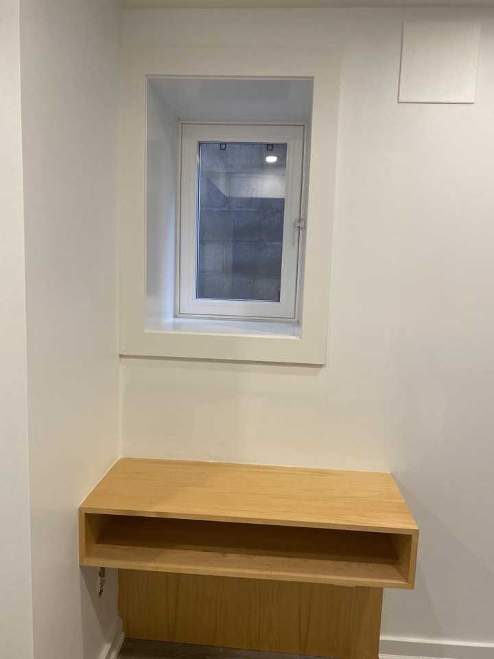 294 Bathurst Street - Photo 2 of 7