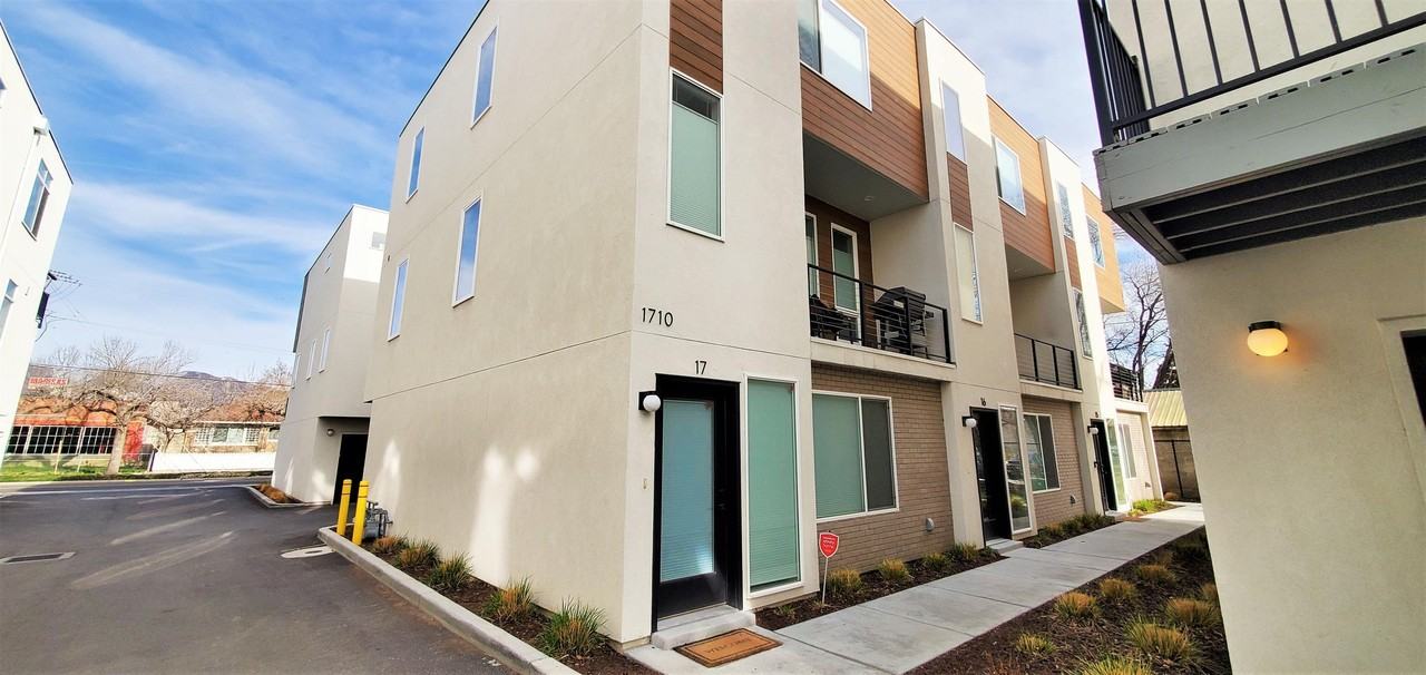 1710 S West Temple #17 - Photo 2 of 21