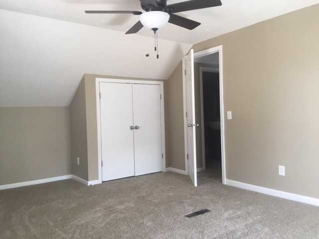 3912 S 34th St - Photo 3 of 13