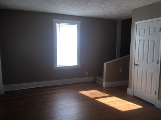 3912 S 34th St - Photo 2 of 13