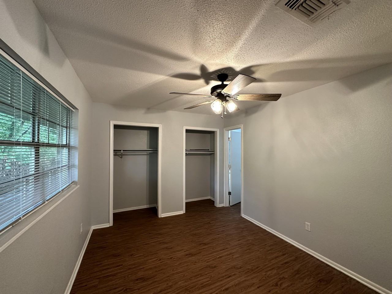 3802 Pine St - Photo 3 of 16