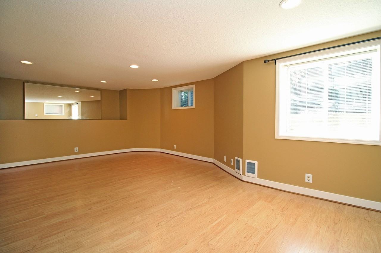 601 Nw 22nd Ave - Photo 5 of 18