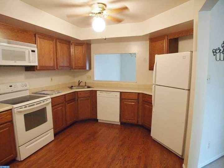 2804 Crestline Ct - Photo 3 of 13