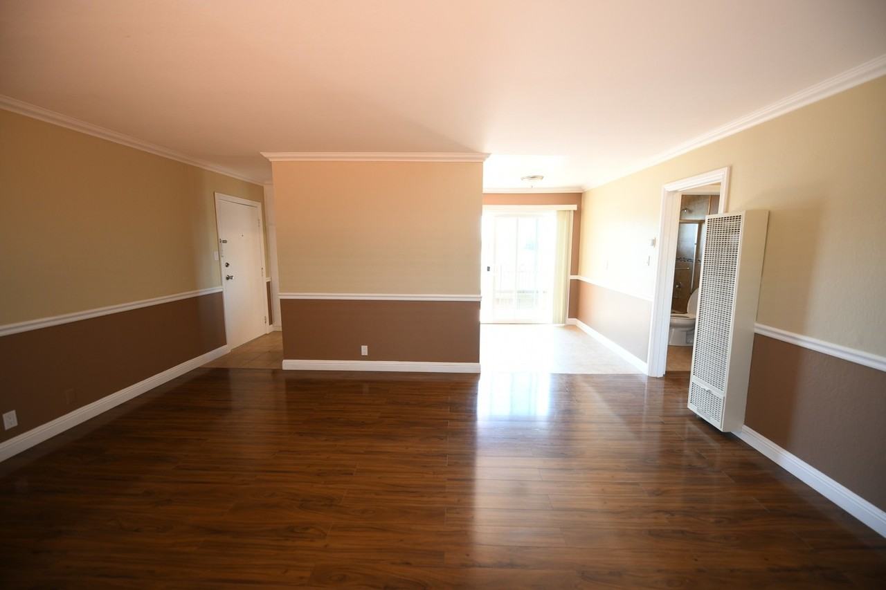 Damuth Street - Photo 2 of 9