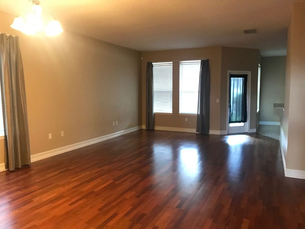 3327 Bracken Fern Dr - Photo 4 of 33