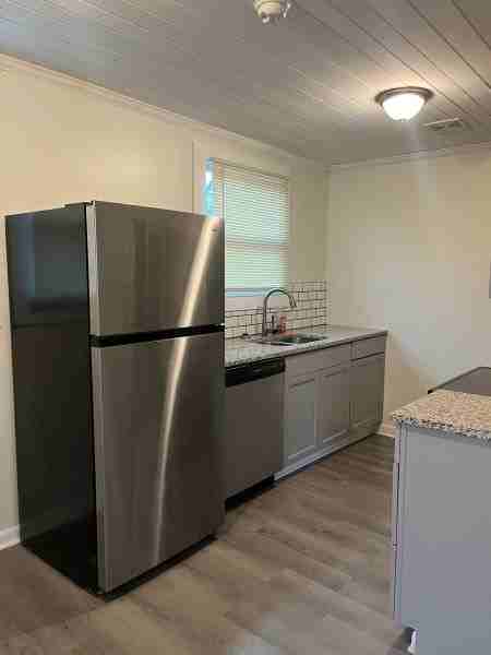 807 Cates St - Photo 3 of 15