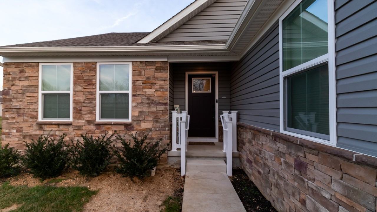 132 Frankford St - Photo 2 of 25